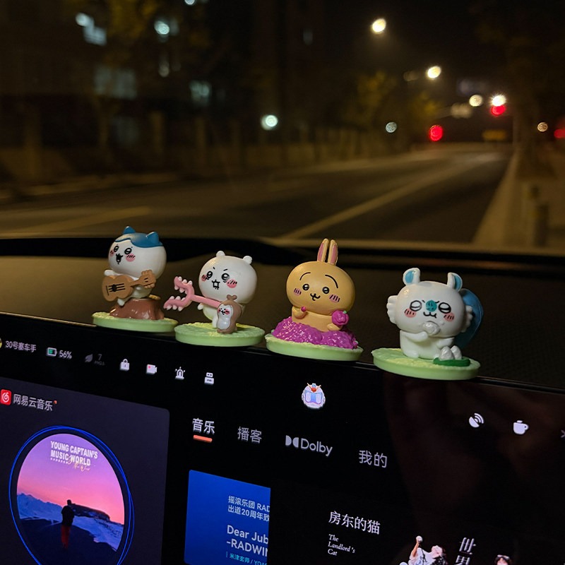Anime Chiikawa Hachiware Car D - Car Accessories Japanese ulasan dan harga